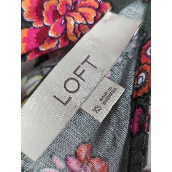 LOFT Summery Boho Cottage Floral Linen-Blend Halter Tank in Fresh Thyme Size XS - Picture 6 of 8